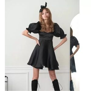 Selkie Black Swan Parliament dress, NWT Large